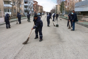 Aziziye’de bahar temizliği…