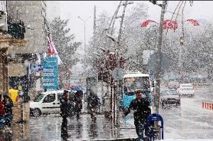 Erzurum Baharda Kış Yaşıyor