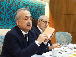 Prof. Dr. Çomaklı: ‘Dedikodularla bizi yıpratmaya çalışıyorlar. ‘Cemaat ve gruplaşmaya asla izin vermeyeceğiz’