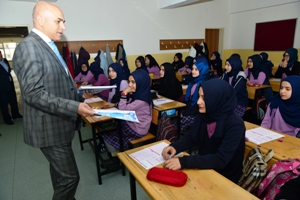 TEOG ÖNCESİ SON DENEME YAKUTİYE BELEDİYESİNDEN ALİ KORKUT, BAŞARIYA ÖDÜL KOYDU