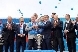 BB Erzurumspor Şampiyonluk Kupasını Aldı