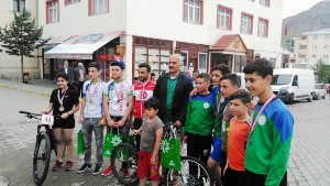 Uzundere’de MTB CUP Bisiklet Yarışı Düzenlendi