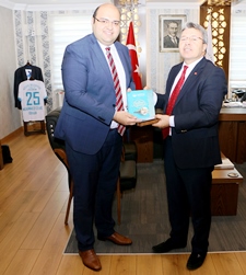 İLBANK Yönetim Kurulu Başkanı Üstün’den Başkan Orhan’a ziyaret