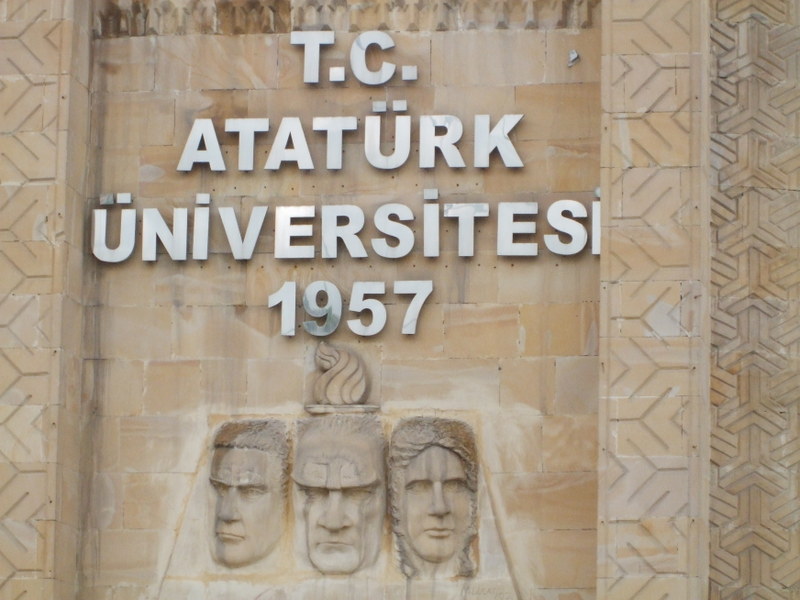 Atatürk Üniversitesi’nde Fetö/pdy Operasyonu Kapsamında 8 Kişi Daha Gözaltına Alındı