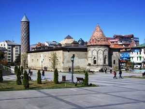 Kurban Bayramı Bayramlaşma Töreni Yakutiye Medresesi’nde Yapılacak