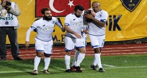 BB Erzurumspor İzmir'de Farka Gitti: 0-3