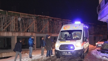 Erzurum'da Uyuşturucu Madde Alıp Sızan Kız Çocuğu, Donmak Üzereyken Hastaneye Kaldırıldı