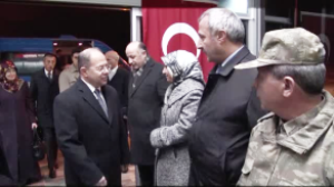 Sağlık Bakanı Akdağ, Hastanede Tedavi Gören Dayısını Ziyaret Etti