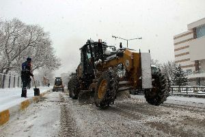 Erzurum’da Karla Mücadele Başladı