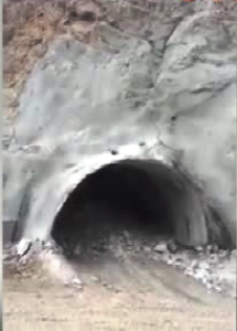 Yusufeli- Erzurum karayolu üzerindeki tünelde göçük