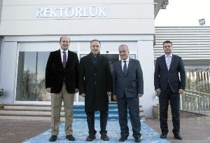 Erzurum Eski Valisi Altıparmak, Rektör Çomaklı’yı Ziyaret Etti