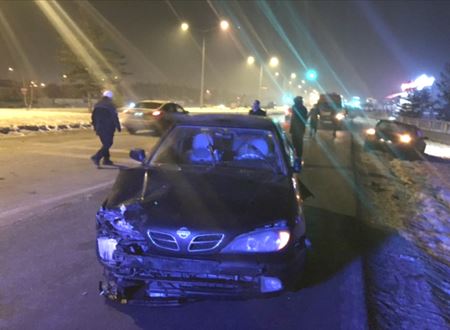 Erzurum'da Zincirleme Trafik Kazası: 2 Yaralı