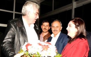 AK Parti Erzurum İl Başkanı Mehmet Emin Öz: "Erzurumlu Hemşehrilerimizle İftihar Ediyoruz"