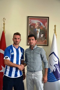 Akhisar Belediyesporlu Tolga Ünlü B.B.Erzurumspor’a İmza Attı