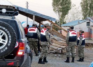 Bomba Şüphesiyle Kovalanan Aracın Bagajından Buzağı Çıktı