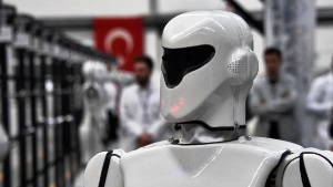 Türkiye'nin ilk insansı robot fabrikası açıldı