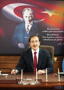 BAŞKAN BULUTLAR, " CUMHURİYETİMİZİN KURUCUSUNU VE SİLAH ARKADAŞLARINI RAHMETLE ANIYORUZ"