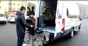 Palandöken Belediyesi engelliler için özel araç aldı