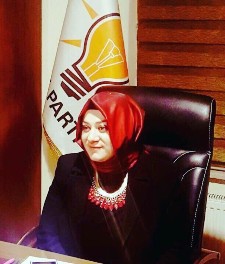 Ak Parti Erzurum Kadın Kolları Başkanı Hilal Demir istifa etti