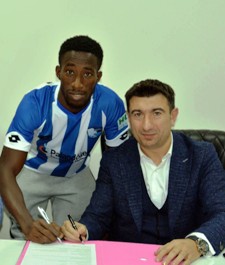 B.B. Erzurumspor, Demba Savage ile iki yıllık sözleşme imzaladı