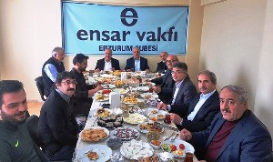 Rektör Çomaklı, Ensar Vakfını ziyaret etti