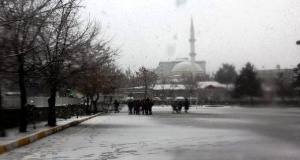 Erzurum’da Mart kapıdan baktırdı, kar kalınlığı 20 santimetreye ulaştı