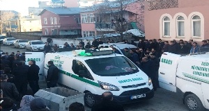 Horasan’daki cinayette hayatını kaybeden 5 kişi son yolculuğuna uğurlandı