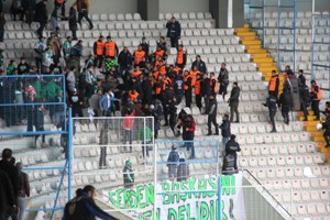 B.B Erzurumspor - Akın Çorap Giresunspor maçının ardından tribünler karıştı
