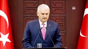 Başbakan Yıldırım'dan emekliye ikramiye müjdesi