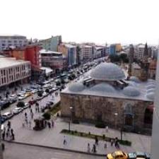 İftar sonrası Cumhuriyet Caddesi trafiğe kapatılıyor