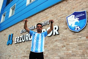 BB Erzurumspor’un ilk transferi Leo imzayı att