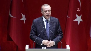 Erdoğan'dan tarihi açıklama: Yeni kabinede partili bakan olmayacak