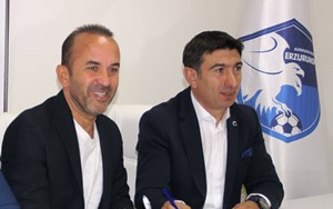 B.B. Erzurumspor teknik direktör Mehmet Özdilek’le sözleşme imzaladı