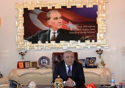 Çat Belediye Başkanı Arif Hikmet Kılıç'ın 24 Kasım Öğretmenler Günü mesajı