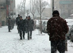 Erzurum'da Kar Yağışı Etkili Oluyor...