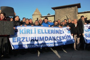 BB Erzurumspor taraftarından MHK ve TFF’ye protesto
