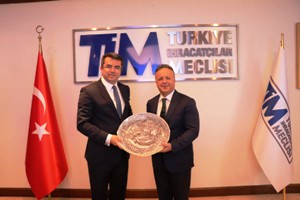 Vali Memiş, TİM Başkanı Gülle’ye tekstilkenti anlattı