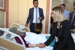 Vali Yardımcısı Büyüker’den hastalara bayram ziyareti
