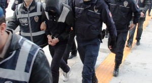 Erzurum'da terör operasyonu: 12 gözaltı
