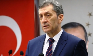 Milli Eğitim Bakanı Selçuk'tan öğretmen maaşı açıklaması!