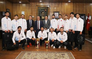 Atatürk Üniversitesi Yeniden Madalya Şampiyonu
