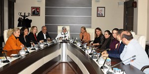 Atatürk Üniversitesinde, Erzurumlu Kadınlar E-Ticaret Projesi Görüşüldü