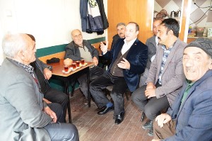 Başkan Karataş, Uzundere'de vatandaşlarla buluştu