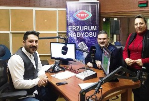 Rektör Çomaklı TRT Erzurum Radyosunun canlı yayın konuğu oldu