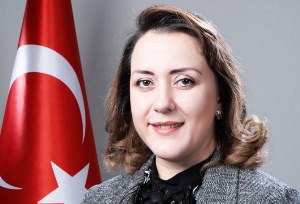 Çelik: “8 Mart Dünya Kadınlar Günü’nü Kahraman Türk Kadınlarına İthaf Ediyoruz”