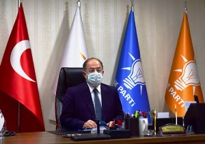 Eski Sağlık Bakanı Akdağ: “Korona virüsle mücadele hem Türkiye’de hem de Erzurum’da çok iyi yönetildi”