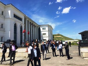 Erzurum’da deprem paniğe neden oldu