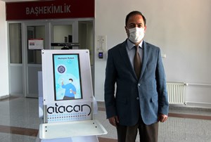 Covid hastalarının yeni bakıcısı robot hemşire ‘Atacan’