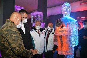 Türkiye’nin ilk ve tek buz müzesi KUDAKA desteğiyle açıldı