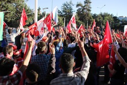 Flaş... Miting Sonrası Ülkücülerden Yürüyüş